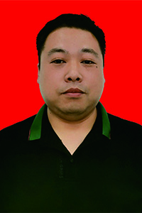 刘明明 高一年级主任